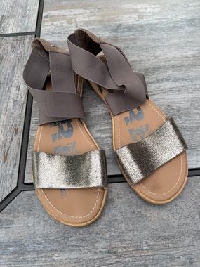 Sorel Ella II sandals size 8.5